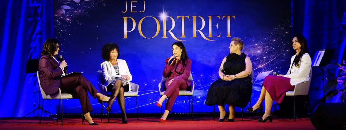 &bdquo;Jej portret&rdquo; &ndash; magiczny Dzień Kobiet w Powiecie Ostrowskim